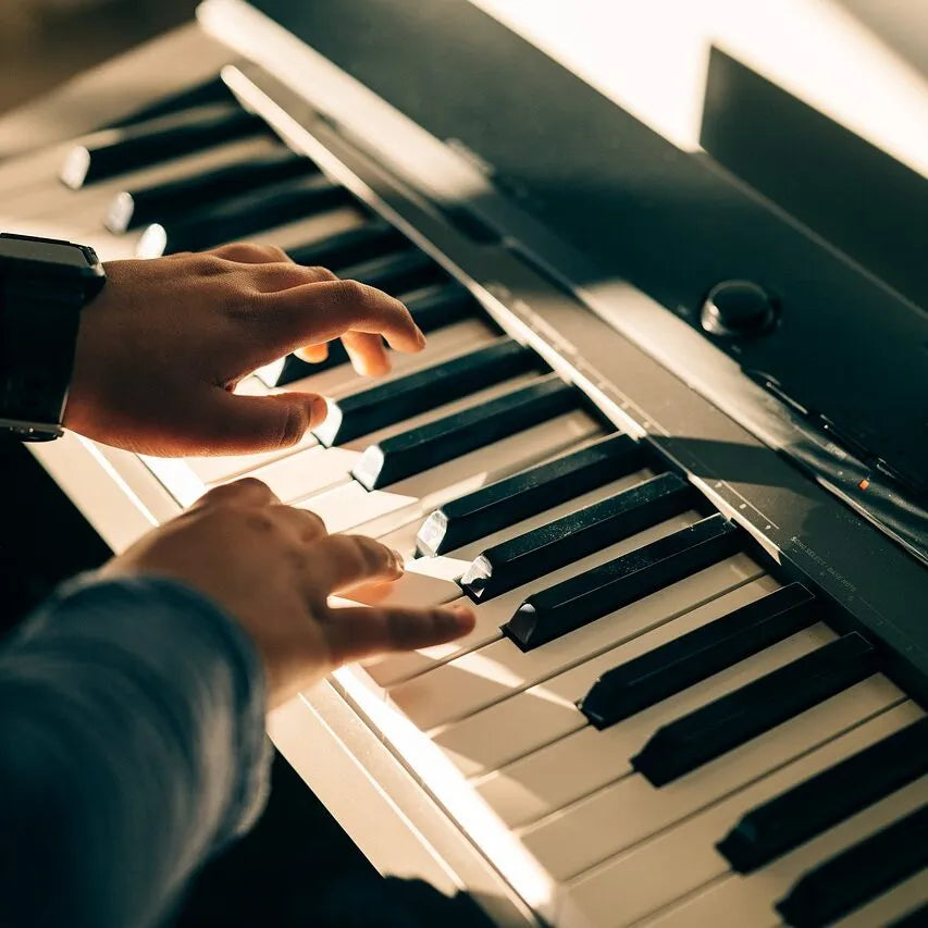 Improvisation Techniques in Pianoforall: Unlock Your Inner Jazz Musician